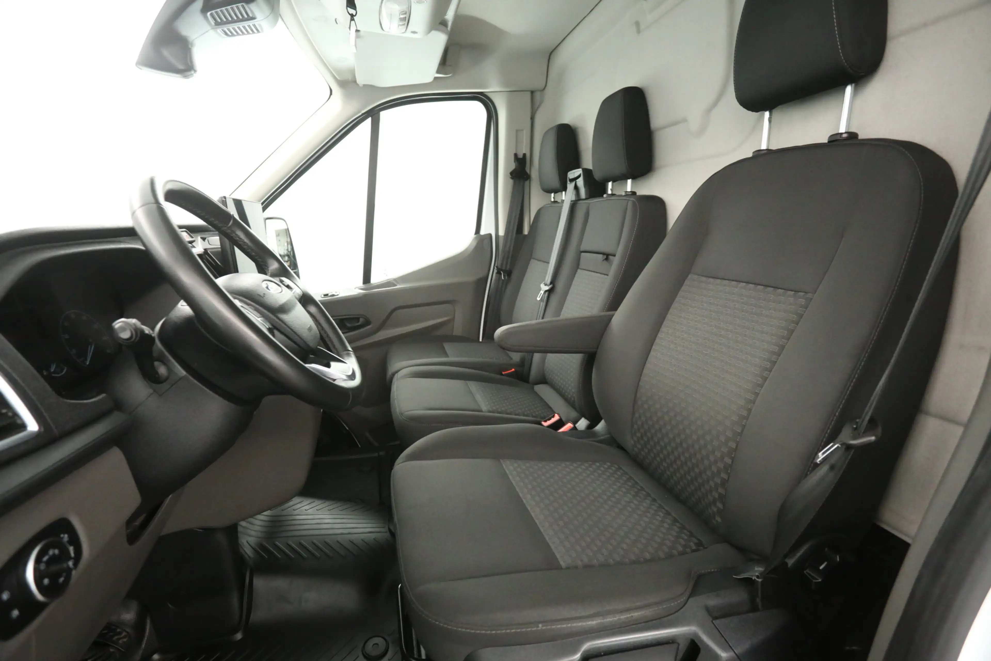 Ford Transit Elektrisch L2H2 68 kWh | Snelladen | SOH 96% | Cli — photo 11