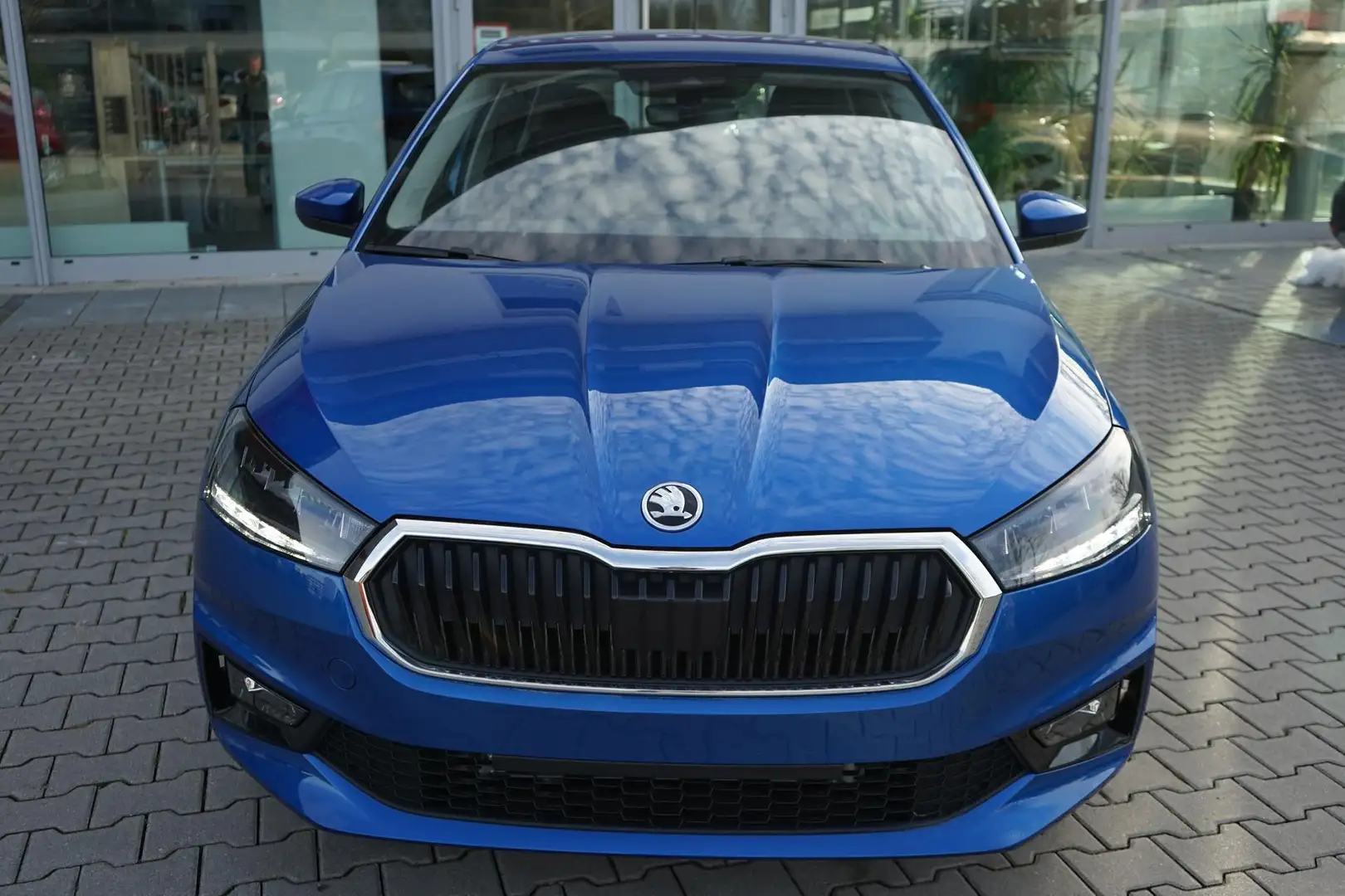 Skoda Fabia AMBITION 1.0TSI  81kW LED SHZ ALU PDC DAB 1.0l ... Blau - 2