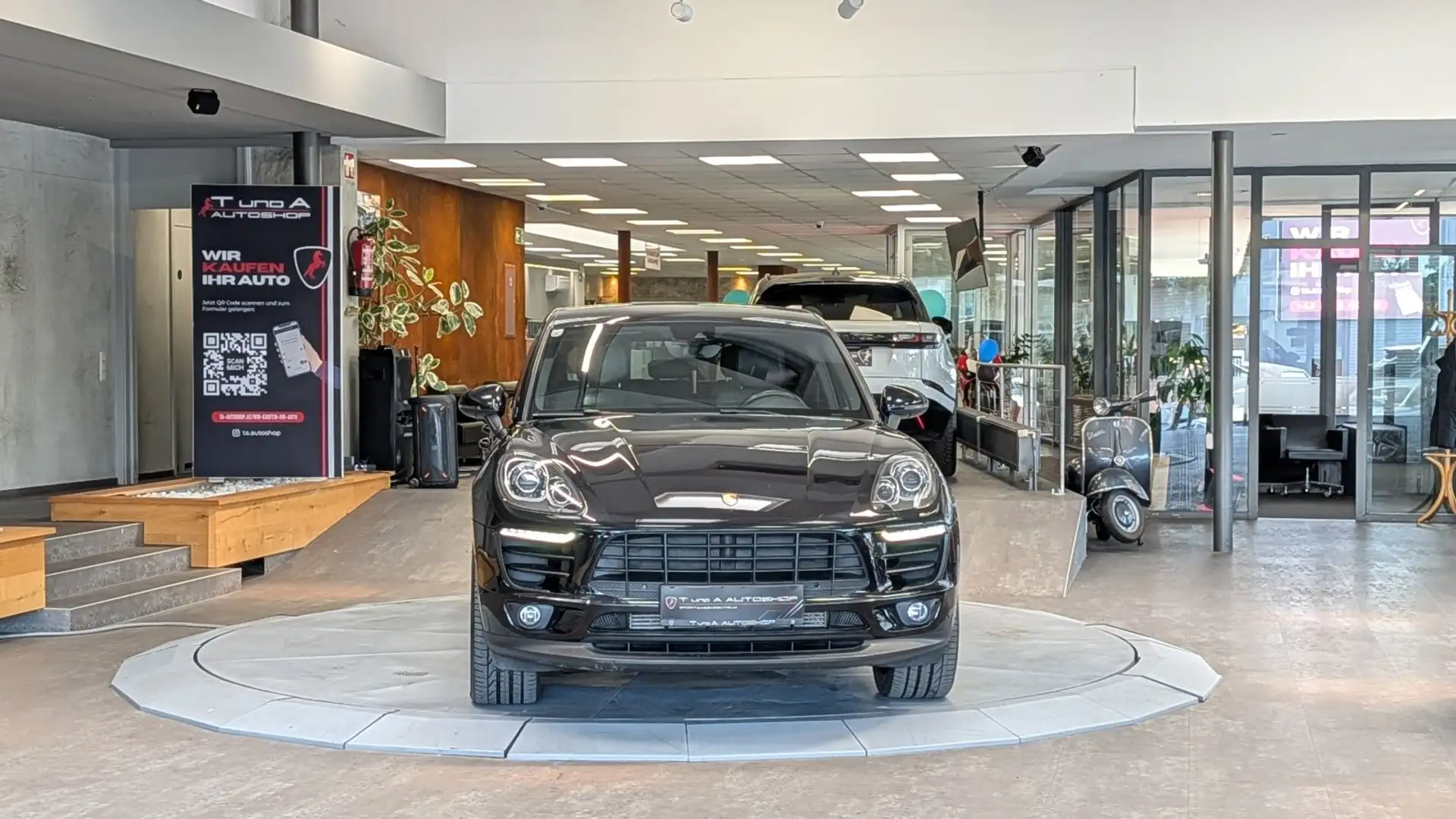 Porsche Macan S ALLRAD 1-Hand DSG *AHK*Sitzbelüftung*Navi*21Zoll Schwarz - 2