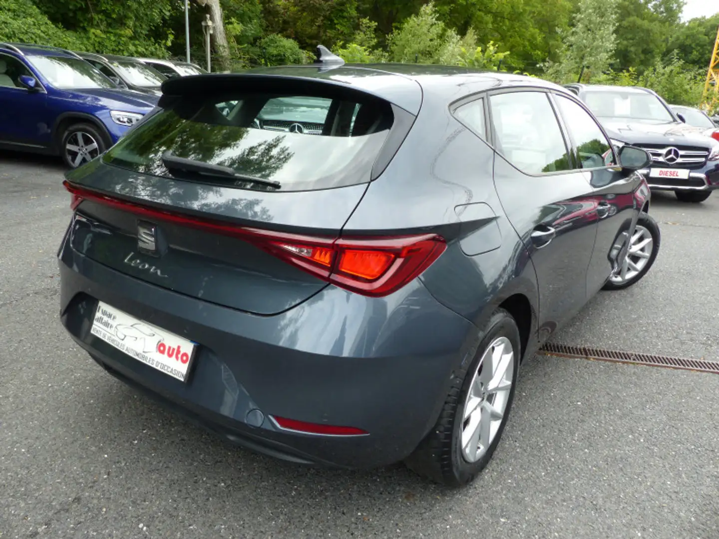 SEAT Leon 1.0 TSI 110CH STYLE Bleu - 2