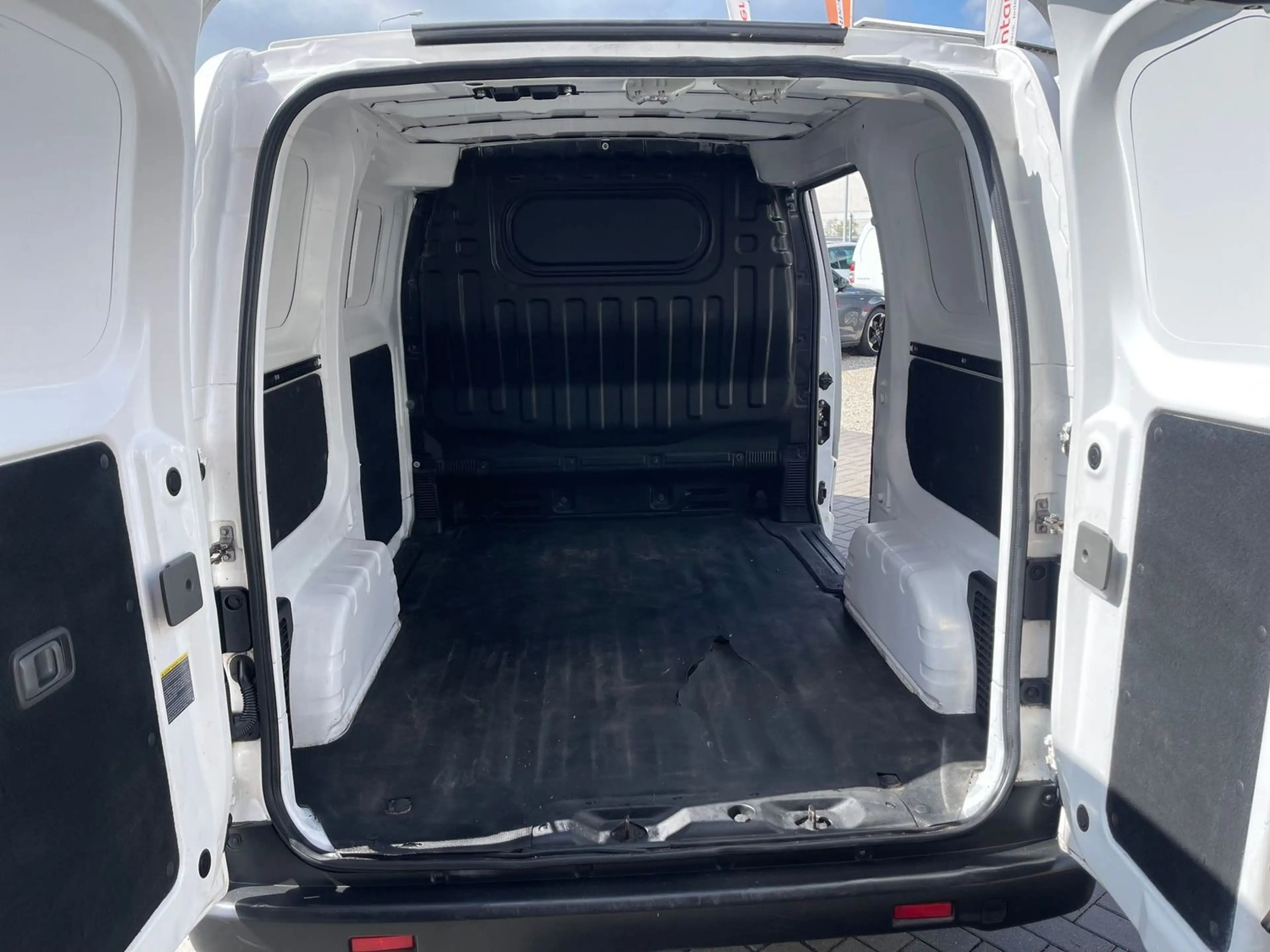 Nissan NV200 Kasten Comfort / Klima / Mwst. ausweisbar — photo 6