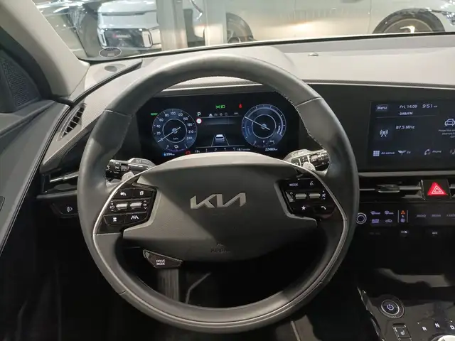 Kia E-Niro view 10