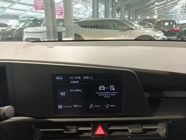 Kia E-Niro view 11