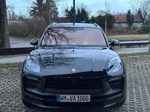 Imagine Porsche Macan GTS PDK