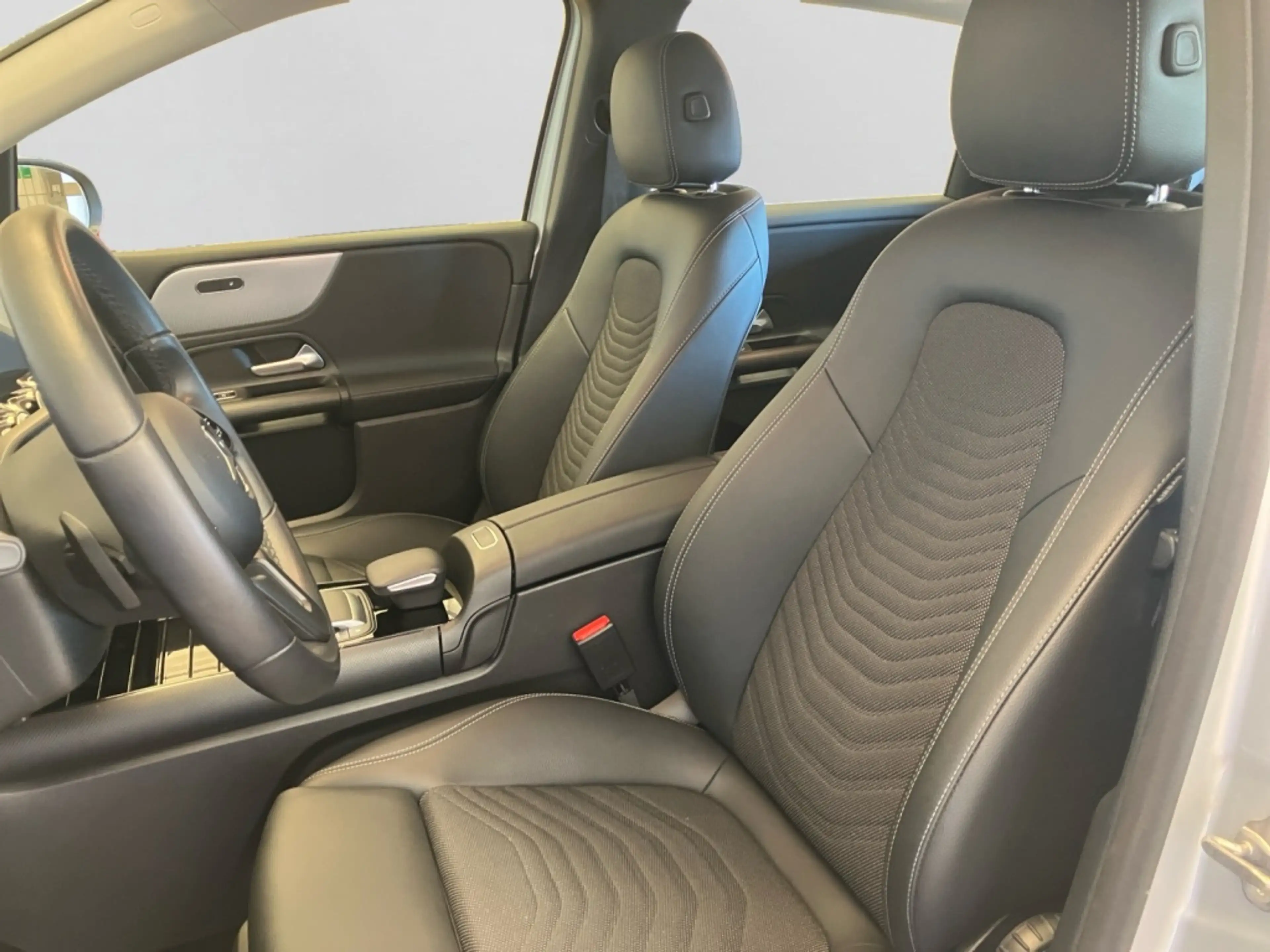 Mercedes-Benz B 220 d MBUX|SHZ|TEMP|KAM|LED|SHZ|KLIMA|LM|NAVI — photo 10