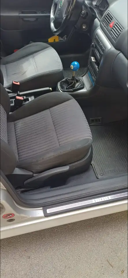 Skoda Octavia Combi 2,0 New Business, foto 3