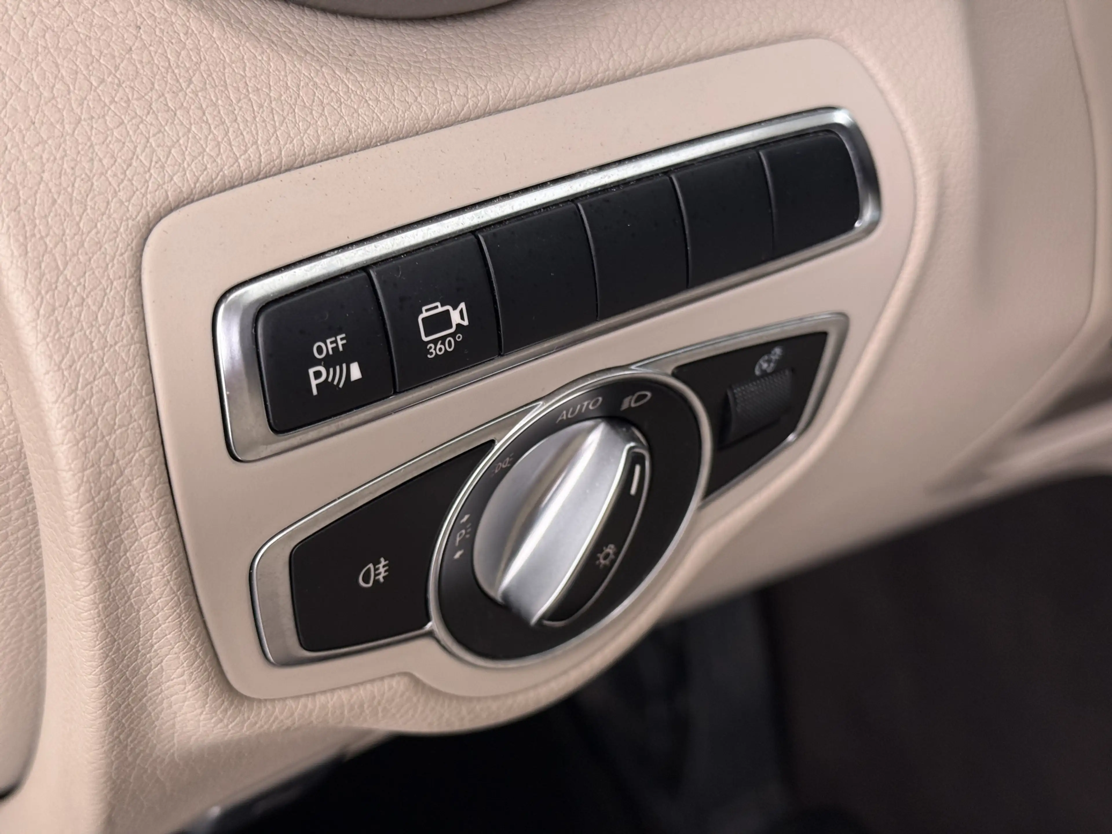 Mercedes-Benz GLC 350 350e Hybrid 4MATIC Premium Plus Exclusive Burmeste — photo 33