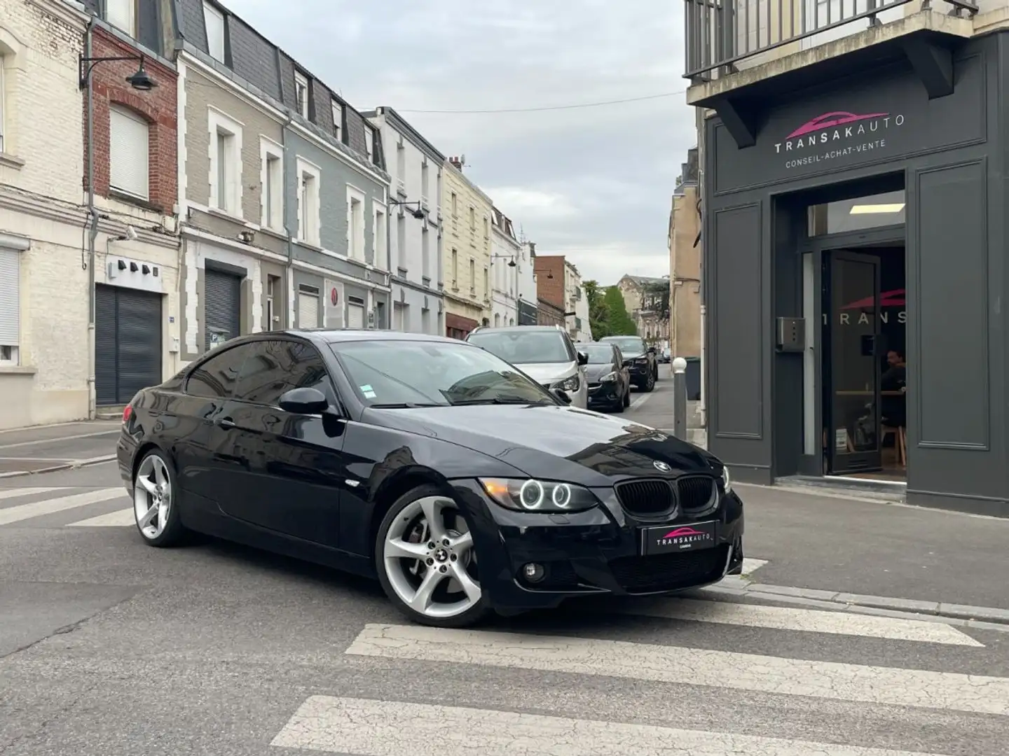 BMW 335 SERIE COUPE E92 335i 306ch Luxe / REMONTE PACK M Noir - 1