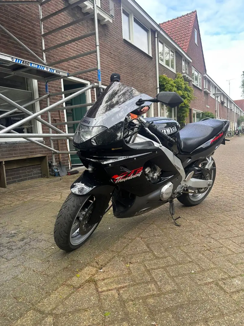 Yamaha YZF 600 Negro - 2