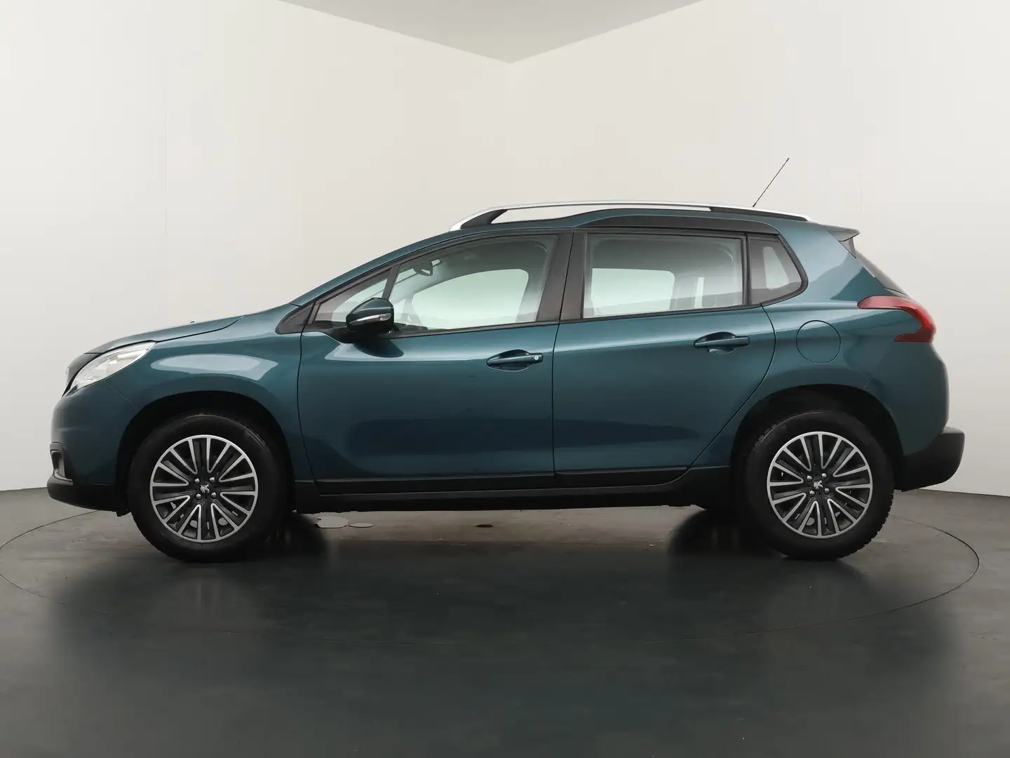 Peugeot 2008 1.2 PureTech Active - Automaat - Cruise Control - Vert - 2