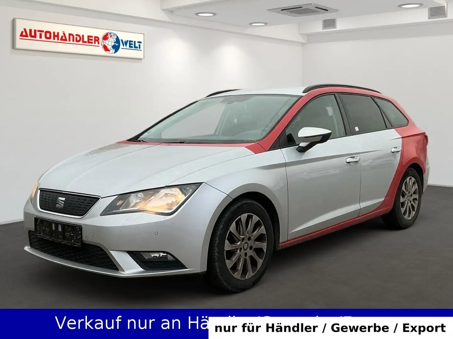 SEAT Leon ST 1.6 TDI Style Silber - 1