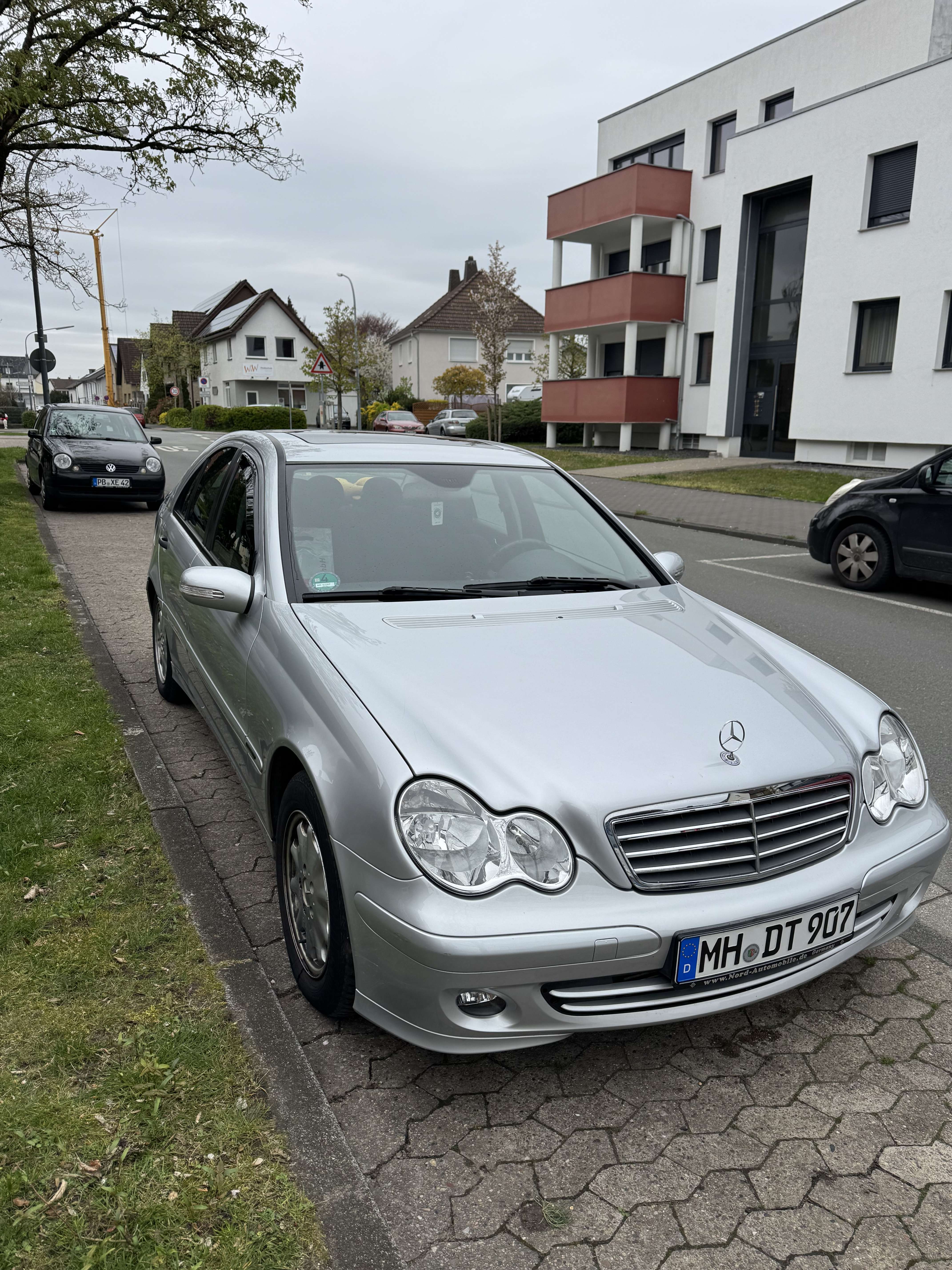Second hand Mercedes Benz C-Class 