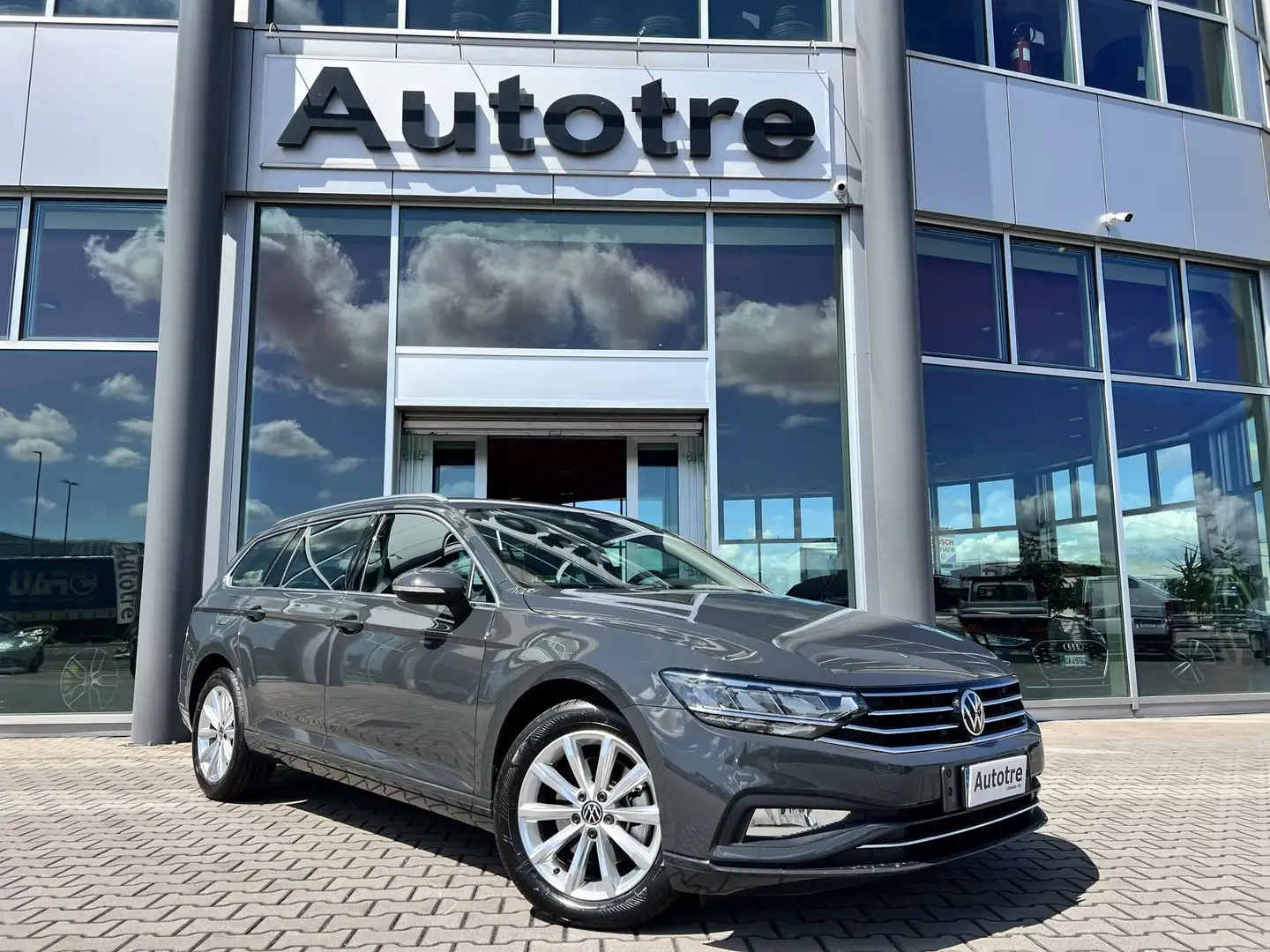 Volkswagen Passat Variant Variant 2.0 TDI SCR EVO DSG Business BMT Grigio - 1