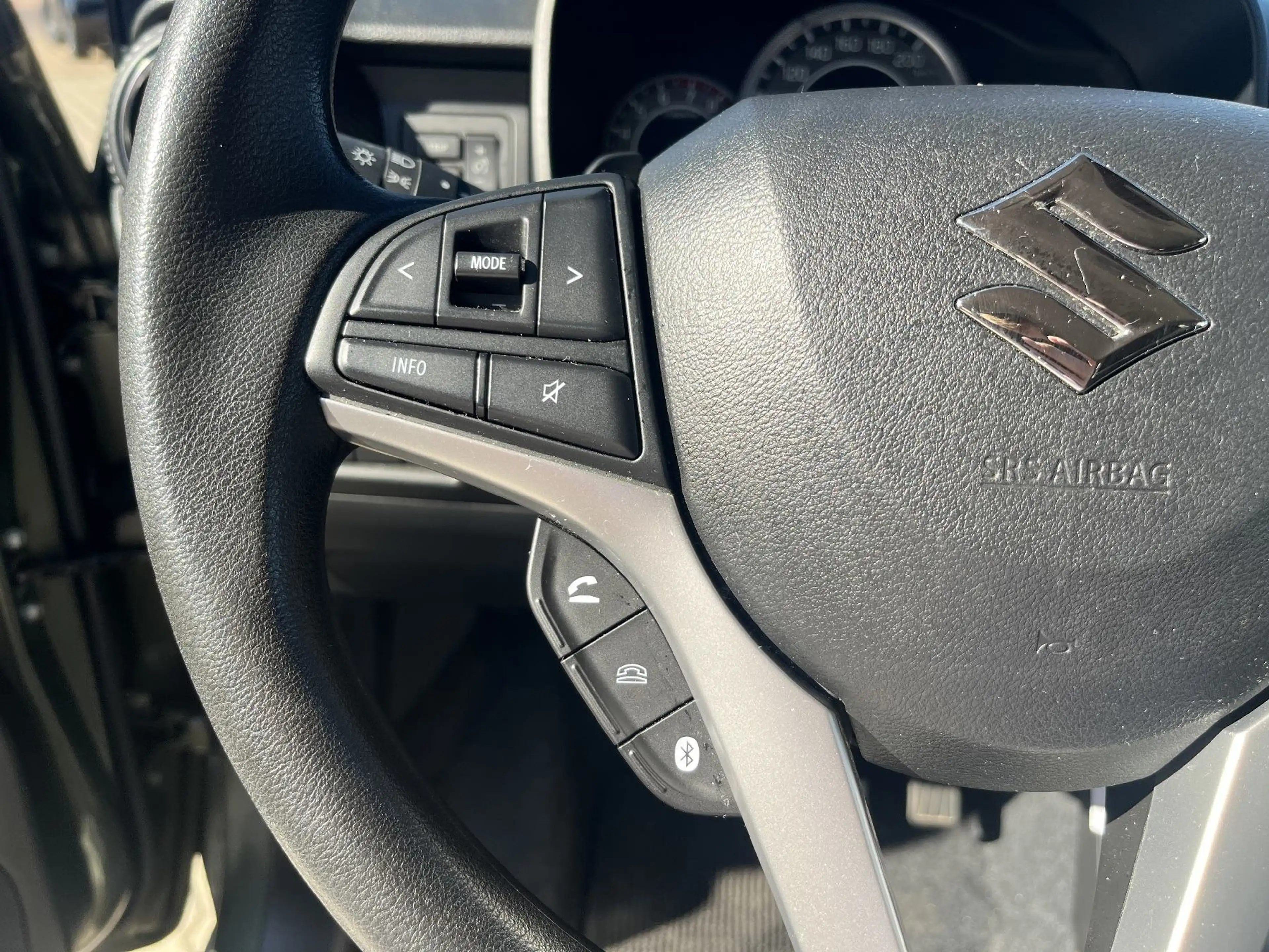 Suzuki Ignis Comfort  Automatik — photo 12