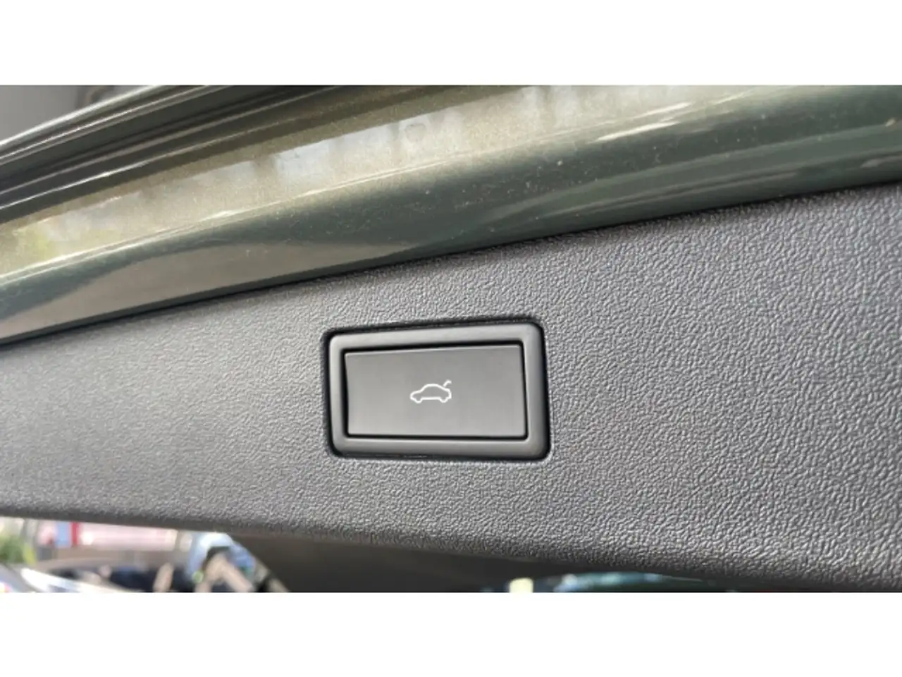 Volkswagen Tiguan 1.5 eTSI Prime IQ-Light 360° ACC Winterpaket el.He 9
