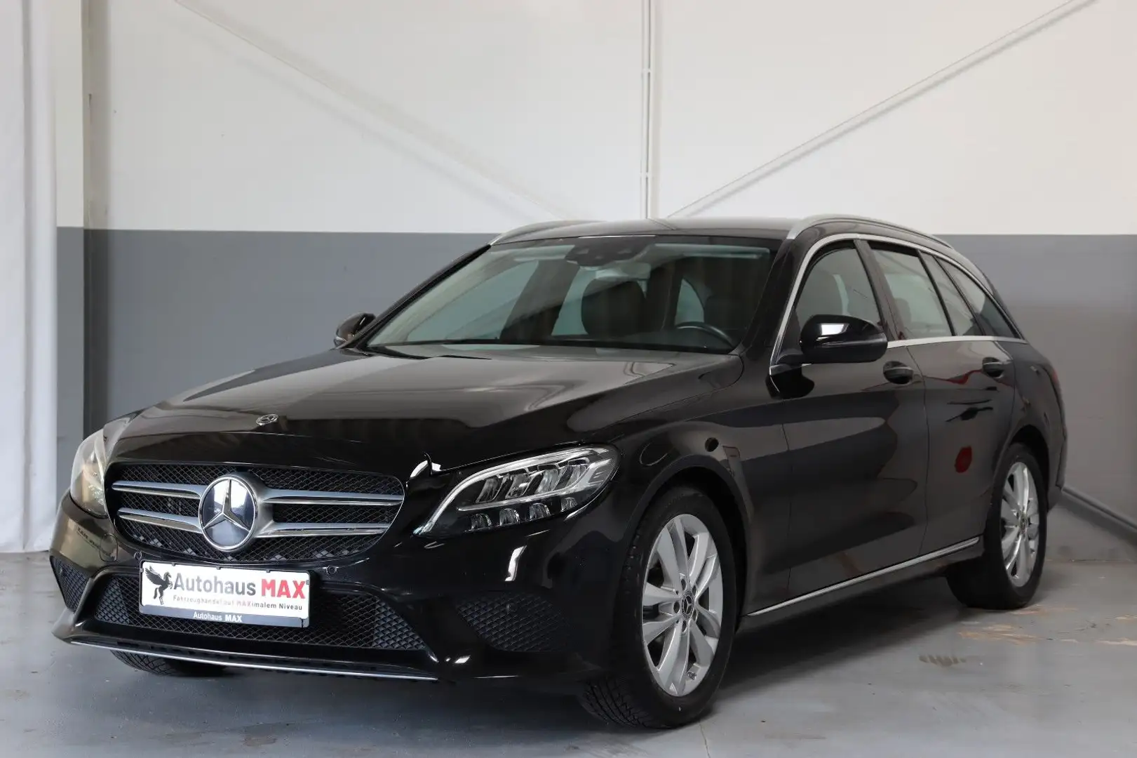 Mercedes-Benz C 200 T~MB 100~Kamera~MFL~Tempomat~SZH~Navi Noir - 1