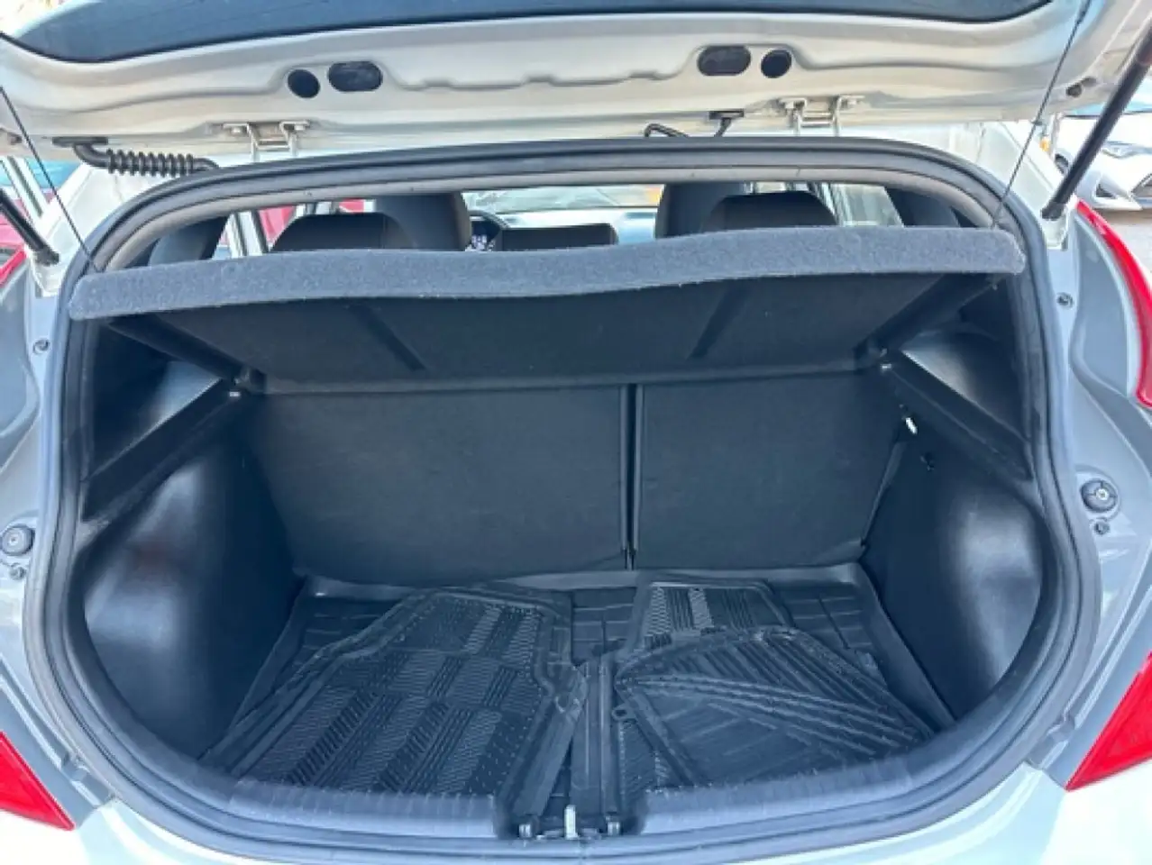 Hyundai ACCENT снимка Hyundai ACCENT