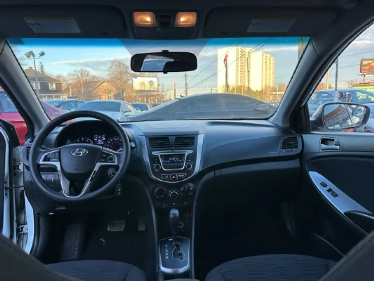 Hyundai ACCENT снимка Hyundai ACCENT