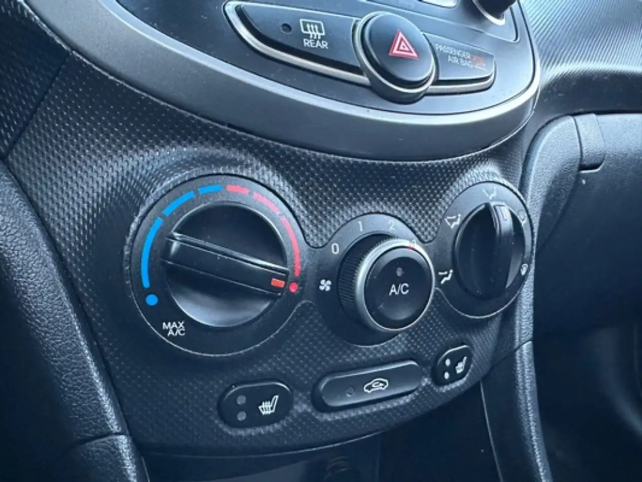 Hyundai ACCENT снимка Hyundai ACCENT