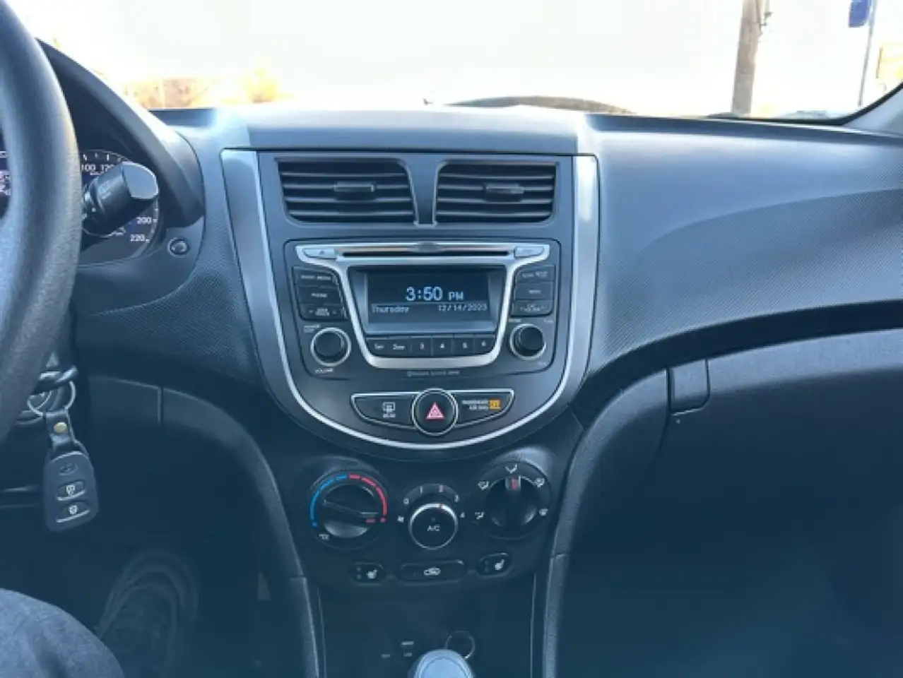 Hyundai ACCENT снимка Hyundai ACCENT