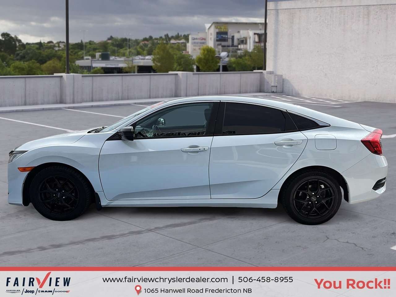 2020 Honda Civic EX with sun and sound package — снимка 1