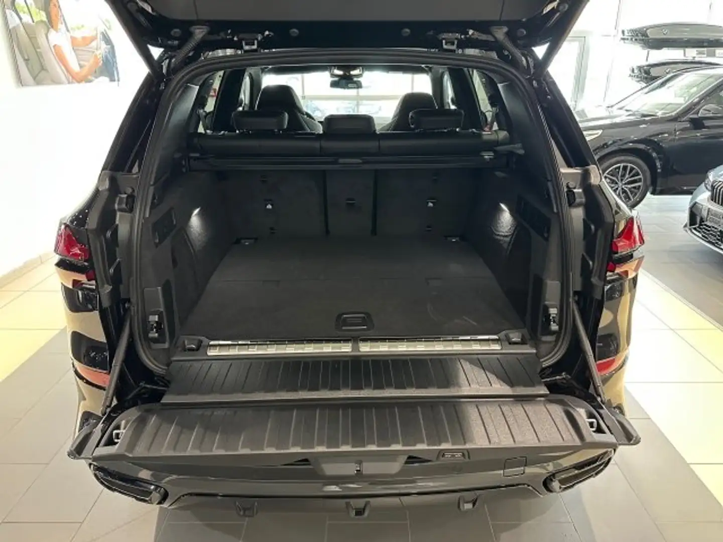 BMW X5 xDrive50e G05 XB1 Nero - 2