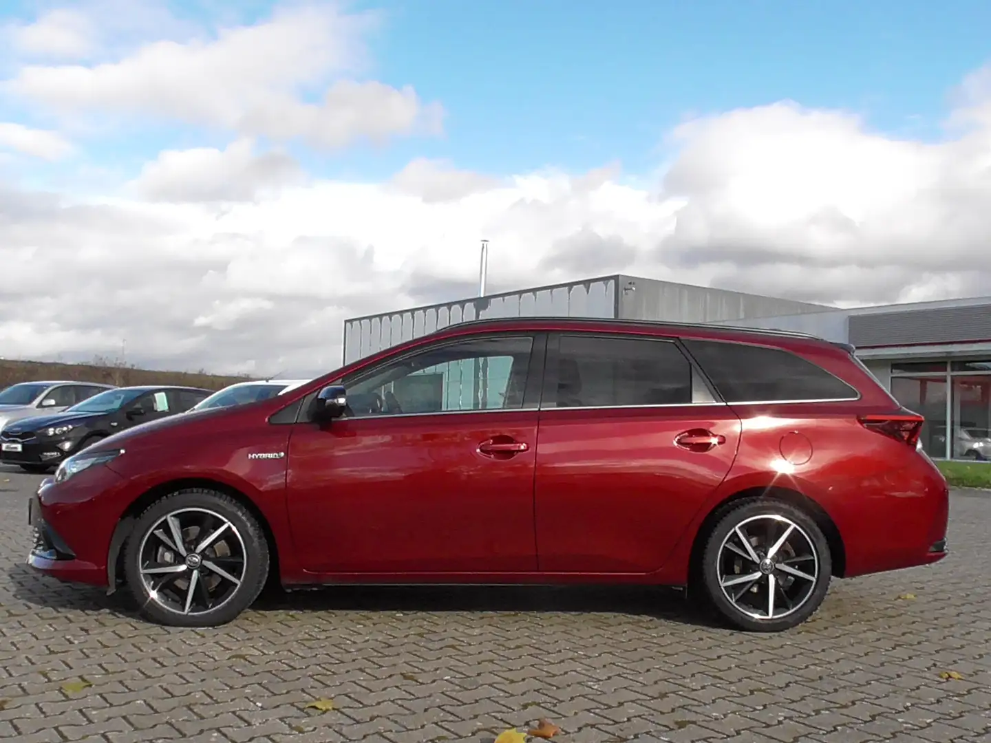 Toyota Auris Hybrid Automatik, 5-türig, Alu, Nebel, Navi, - 2