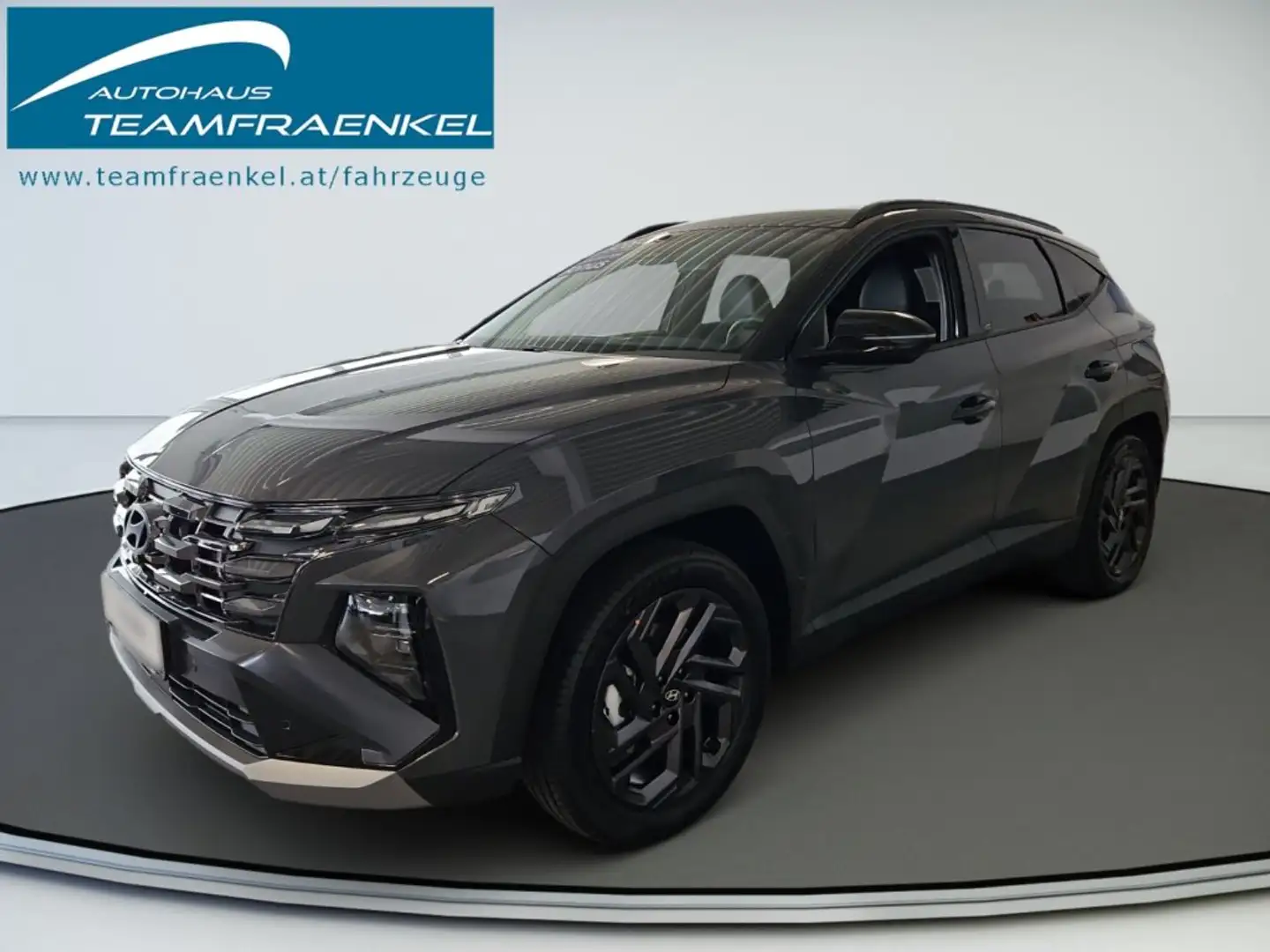 Hyundai TUCSON NX4 20th Anniversary 1,6 T-GDi PHEV 4WD AT t5pa1 Zwart - 1