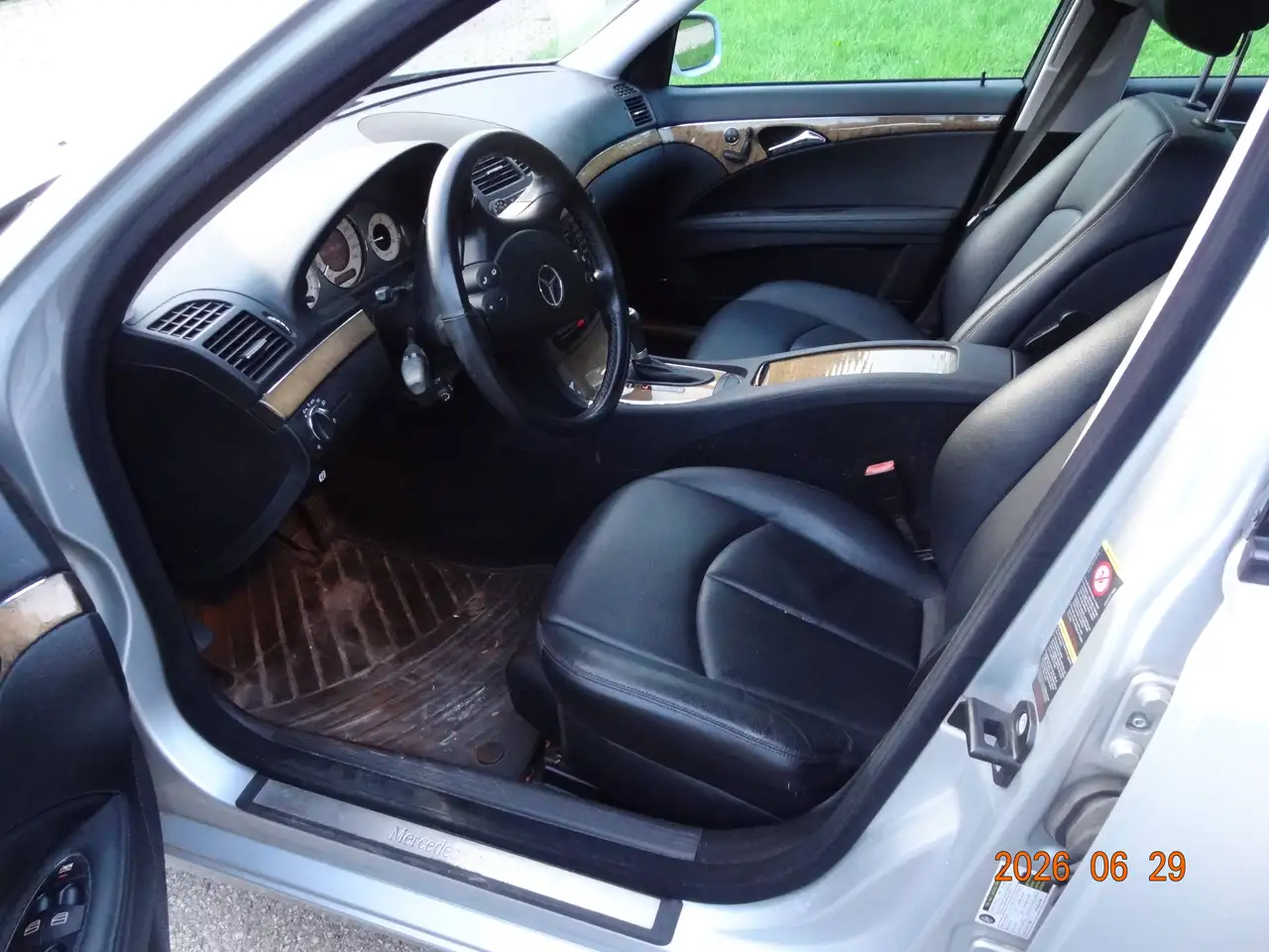 Mercedes-Benz E-Class fotografie Mercedes-Benz E-Class