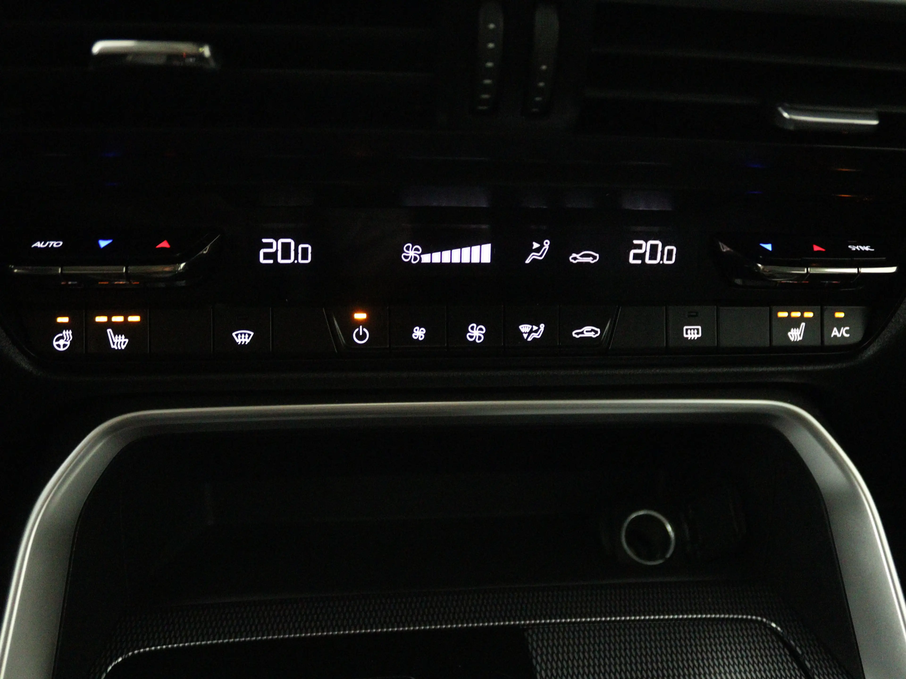 Mazda CX-60 2.5 e-SkyActiv PHEV Exclusive-Line | Adaptive CC | — photo 8