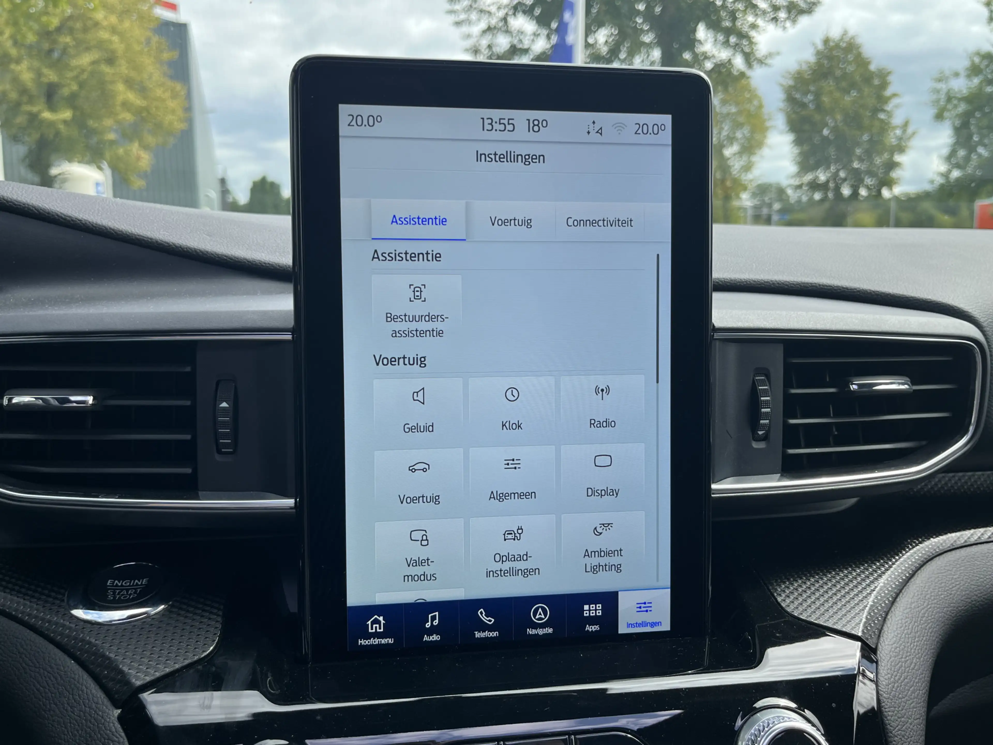 Ford Explorer 3.0 V6 EcoBoost PHEV ST-Line — photo 38