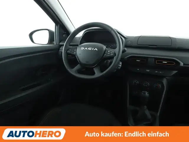 Dacia Sandero view 13