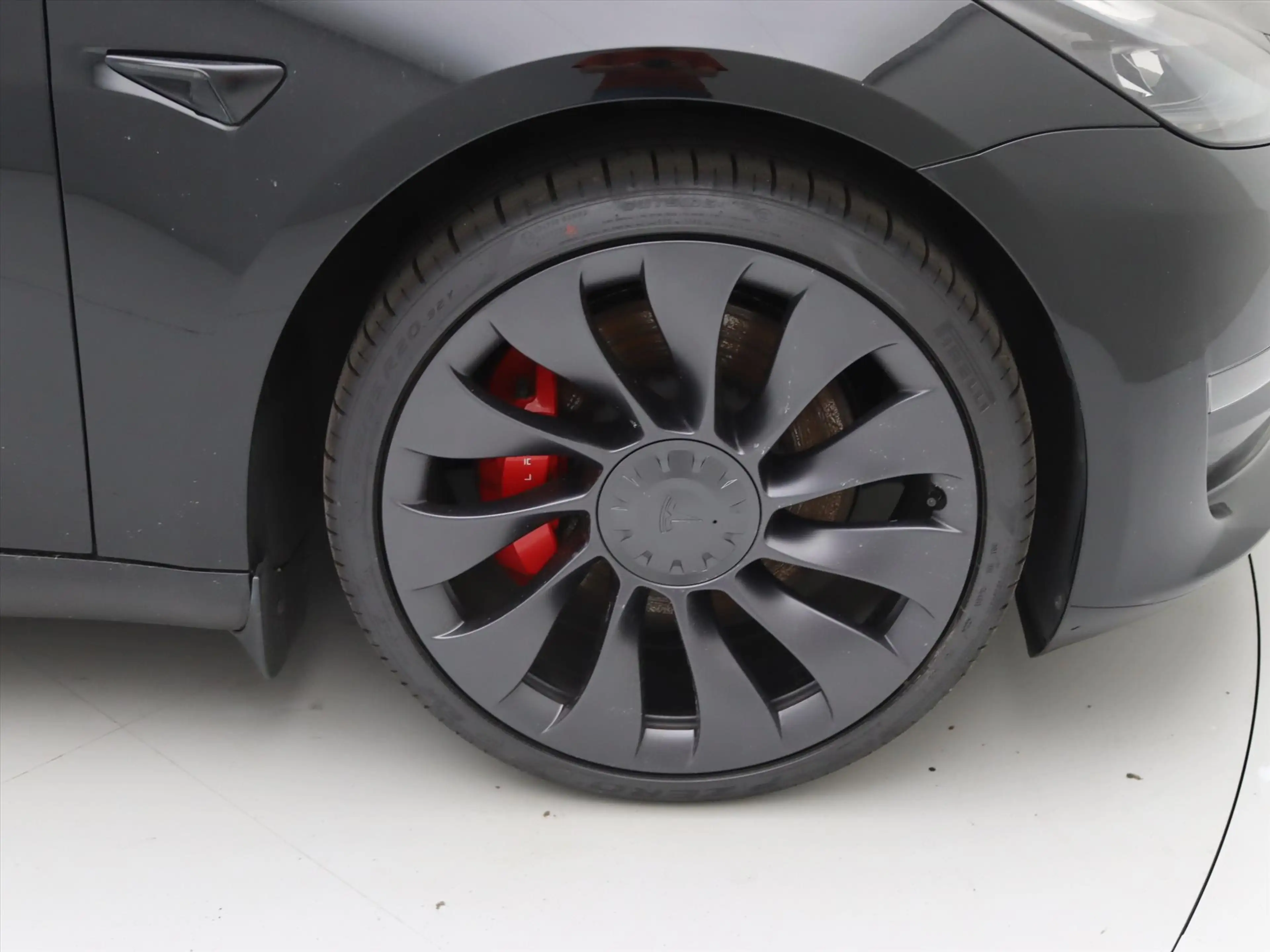 Tesla Model 3 Performance AWD 534pk 75 kWh 93,5% SoH [ AMD RYZEN — photo 14