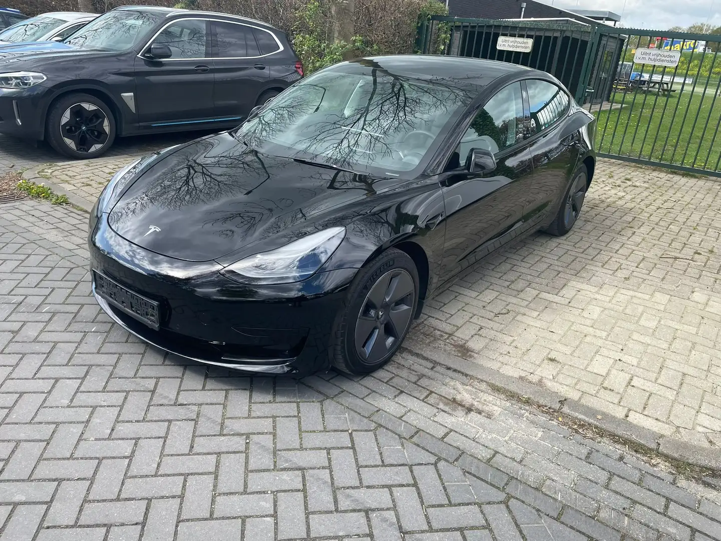 Tesla Model 3 SR+ 60KWh Black Zwart - 1