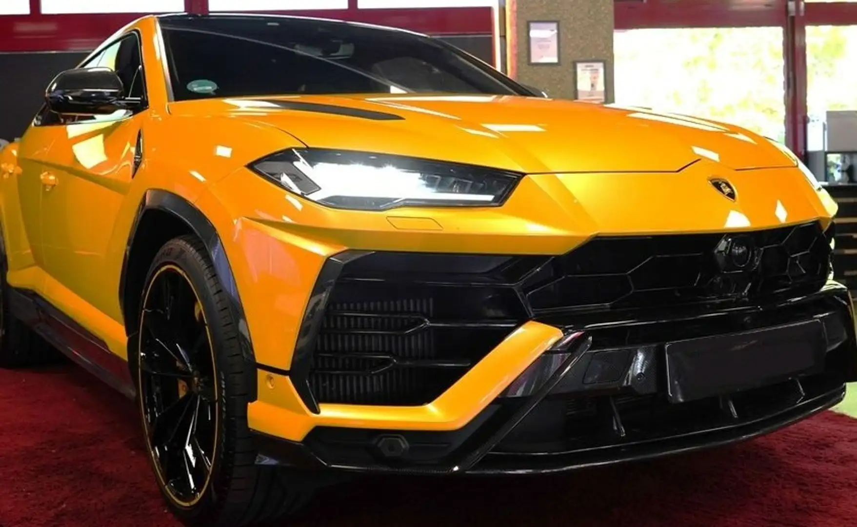 Lamborghini Urus 4.0 V8 Aut. Amarillo - 1