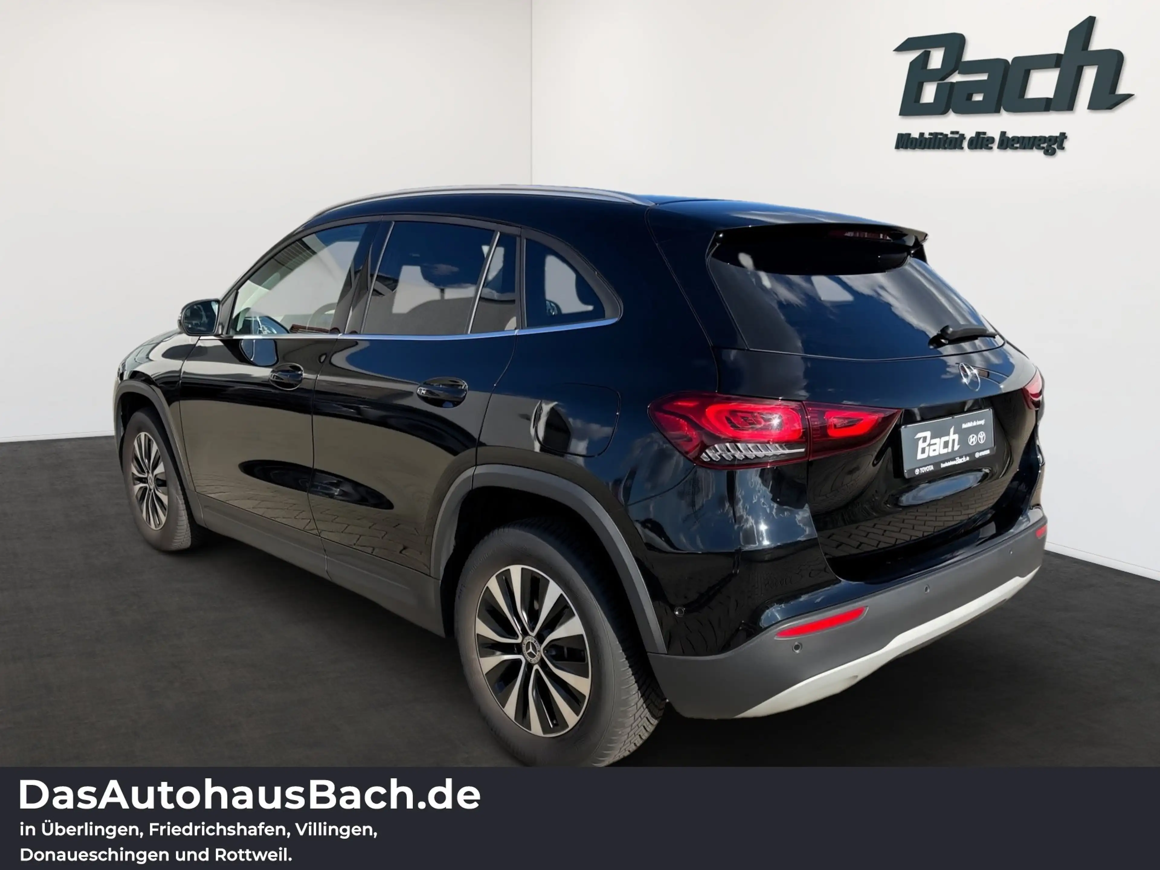 Mercedes-Benz GLA 200 Style AUT+DynLicht+KlimaA+LM+Navi+SHZ — photo 4