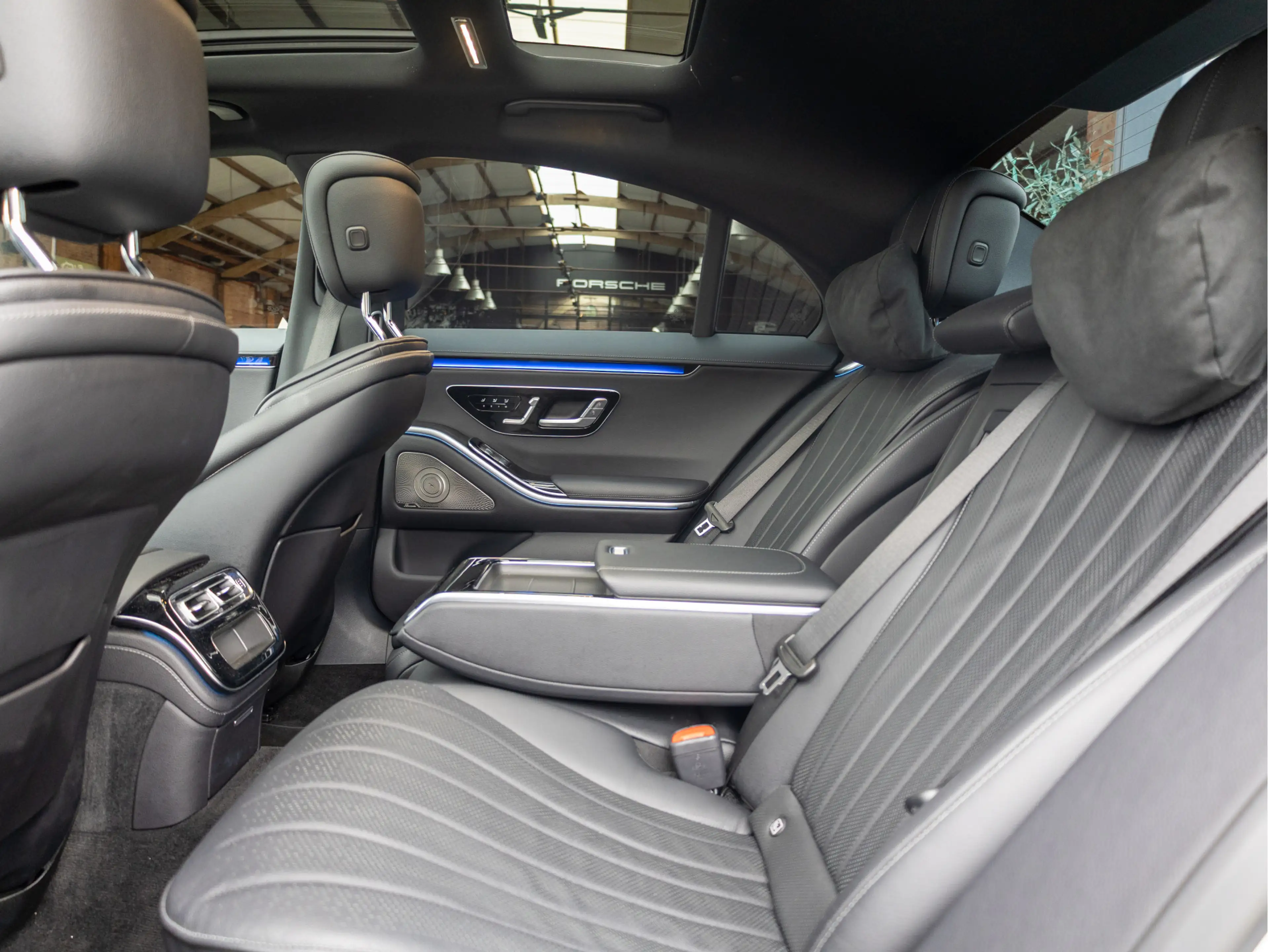 Mercedes-Benz S 350 350d 4MATIC AMG Line *DIGITAL LIGHT | Burmester 3D — photo 22
