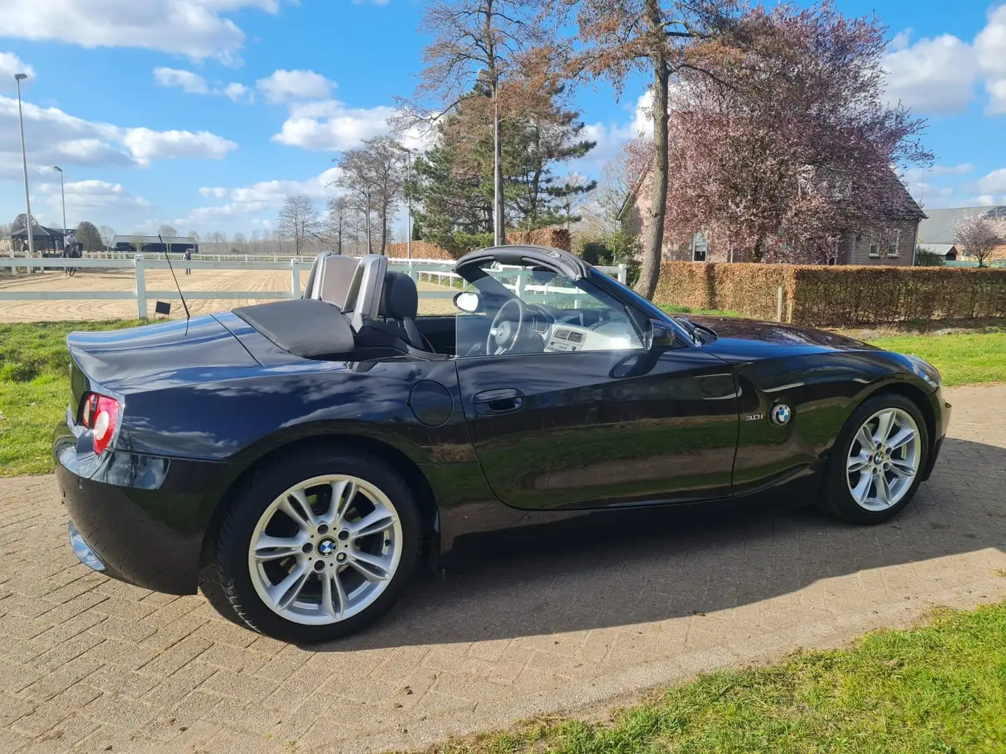 BMW Z4 Z4 roadster 3.0i Schwarz - 2