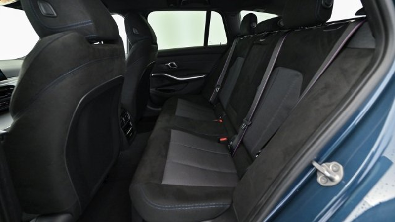 BMW 318 d Touring G21 B47 — photo 15