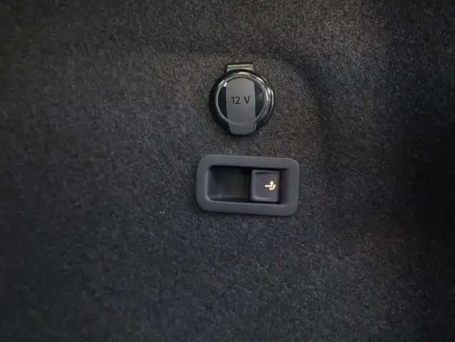 Volkswagen Golf view 13