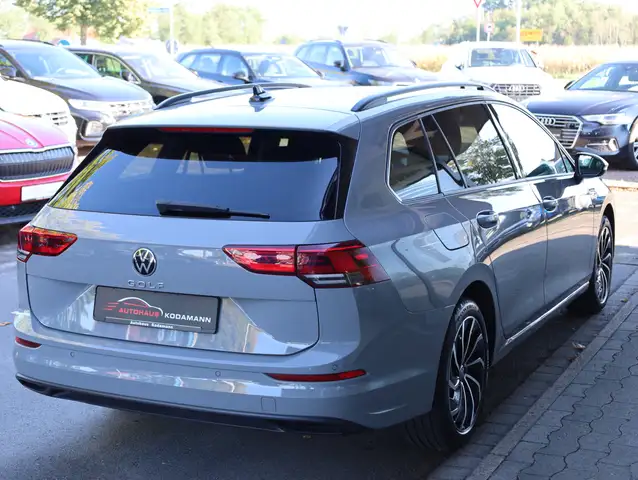Volkswagen Golf view 10