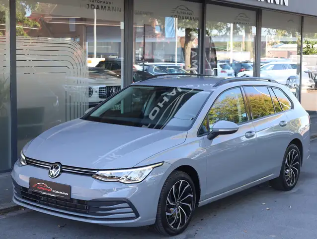 Volkswagen Golf view 5