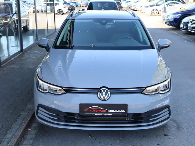 Volkswagen Golf view 3