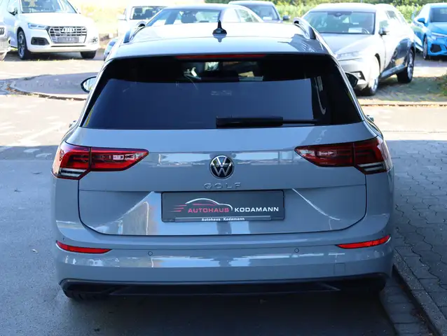 Volkswagen Golf view 9