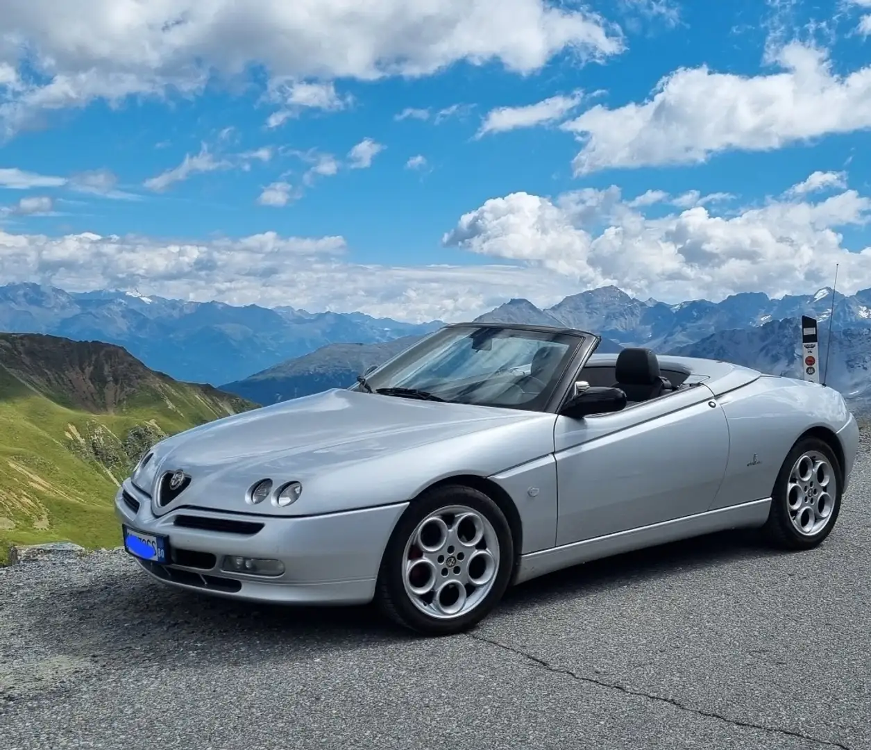 Alfa Romeo Spider 2.0 ts 16v - 1