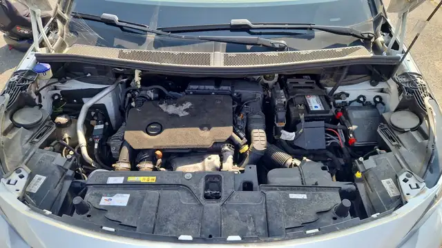 Peugeot 3008 view 15
