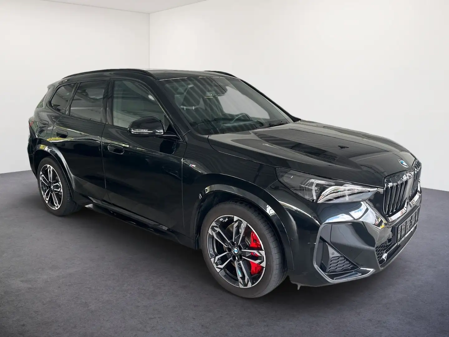 BMW X1 sDrive Aut. 18i M-SPORT PRO /RFK/AHK/PANO-DA/ Zwart - 2