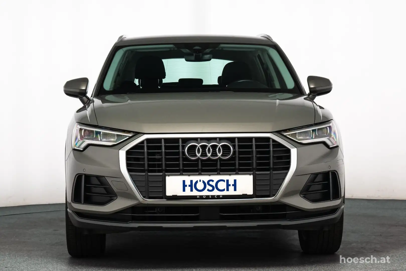 Audi Q3 45 TFSI e 19er ACC VIRTUAL MMI CARPLAY -49% Grau - 2