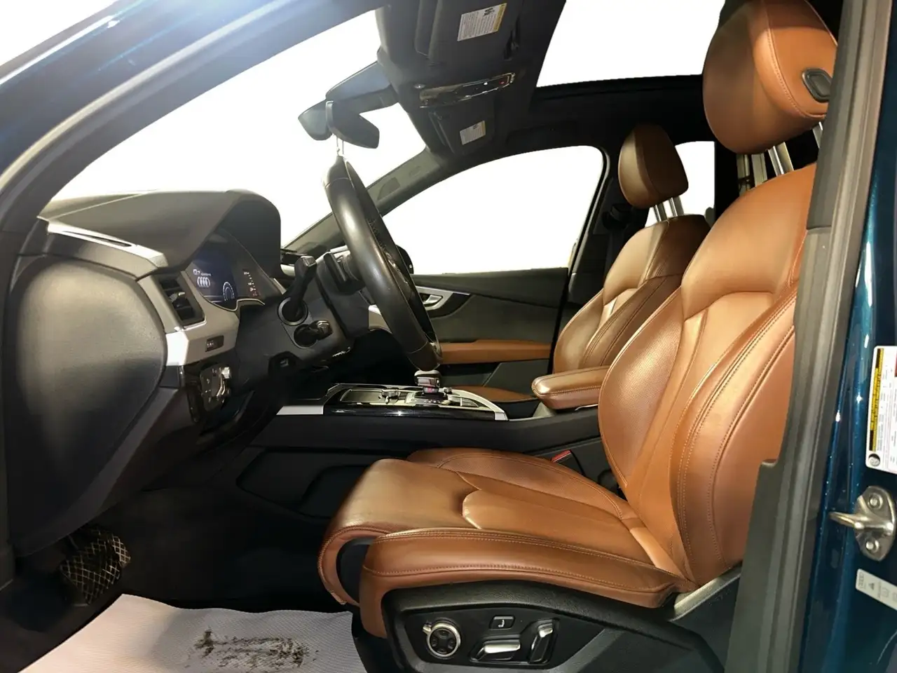 Audi Q7 снимка Audi Q7