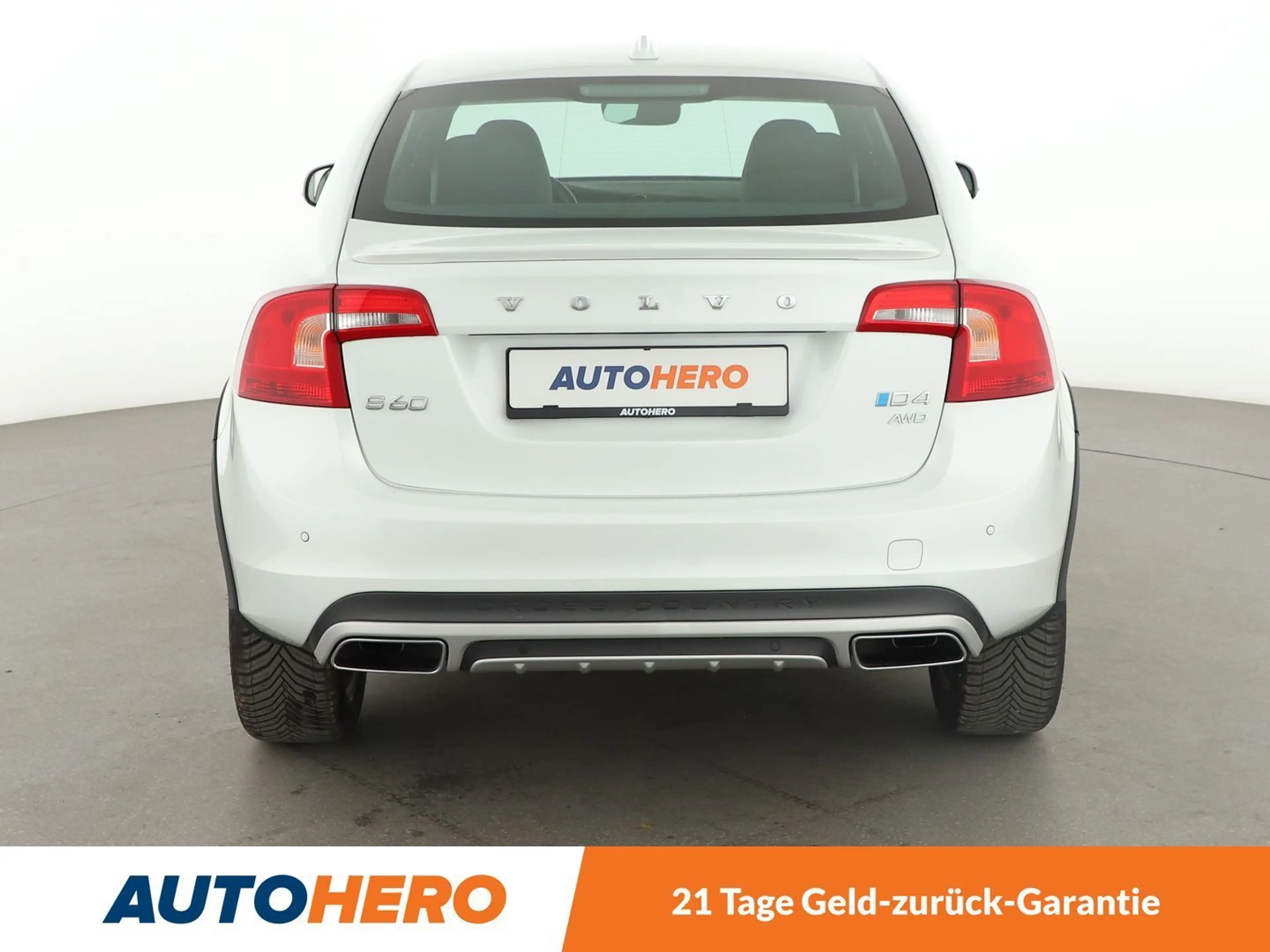 Volvo S60 Cross Country 2.4 D4 Summum AWD Aut.*NAVI*BiXENON*PDC*SHZ*TEMPO* — photo 5